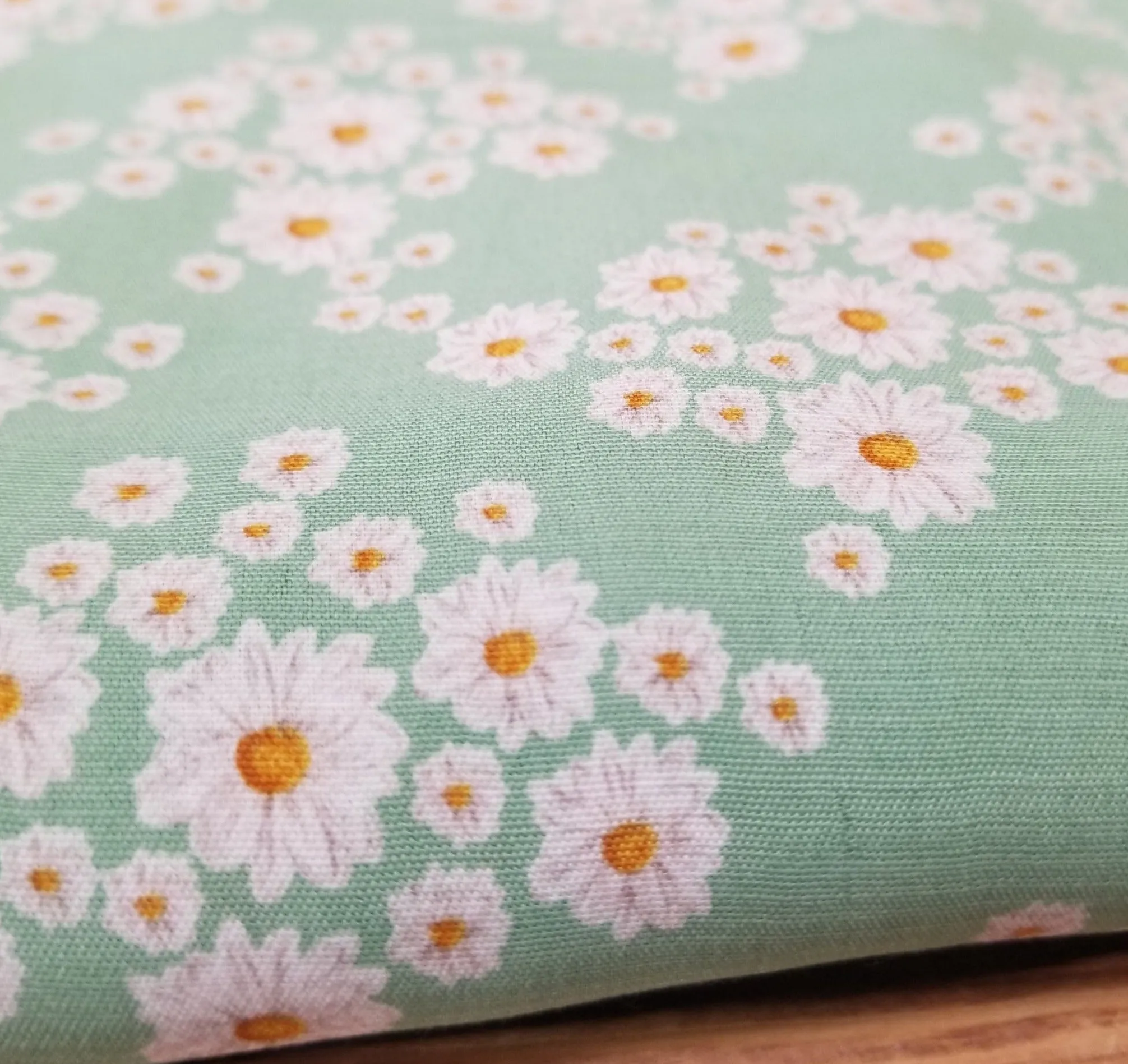 End of Bolt: 2.5 yards of Daisy Floral Mint Green Floral Rayon Textured Woven-remnant