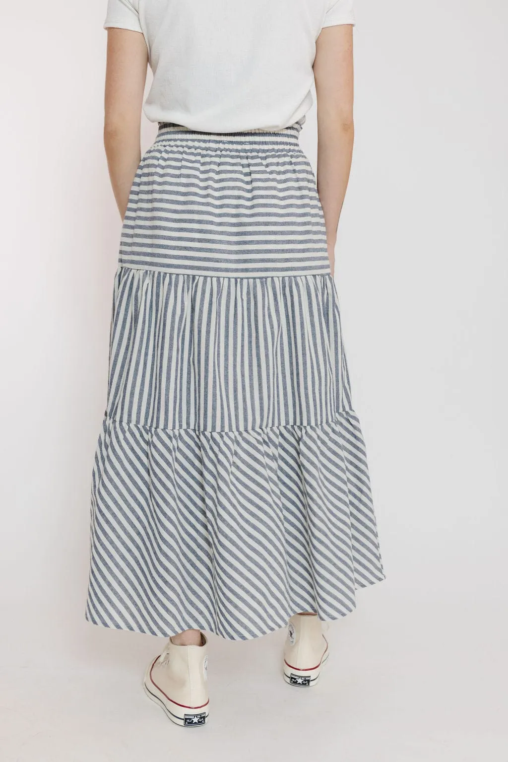Nara Skirt in White/Navy