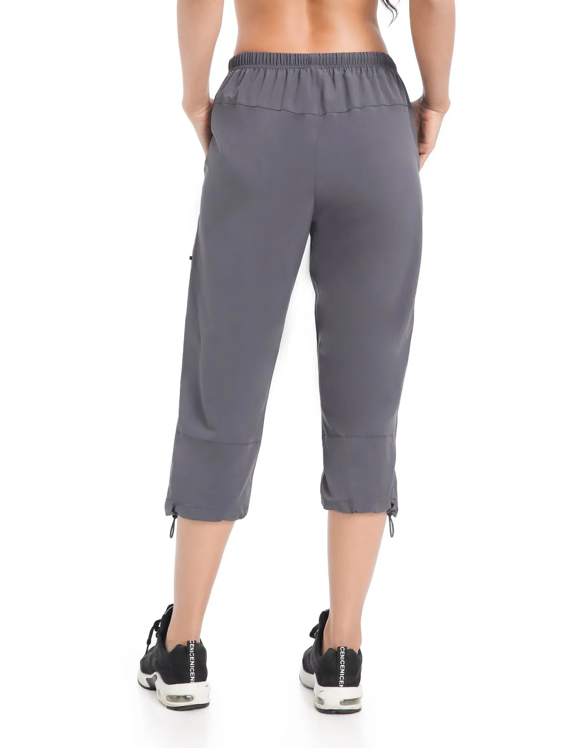 VAYAGER SPORTS Women's Outdoor Hiking Capris UPF 50  Capri Pants